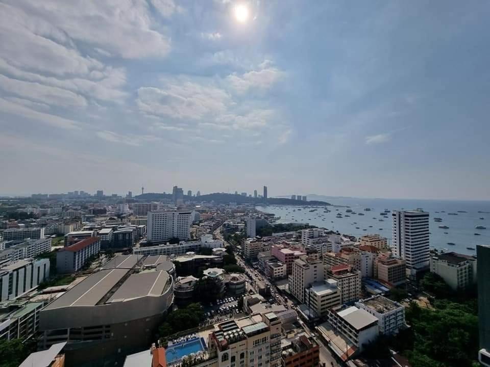 Edge Central Pattaya Near Walking Street エクステリア 写真